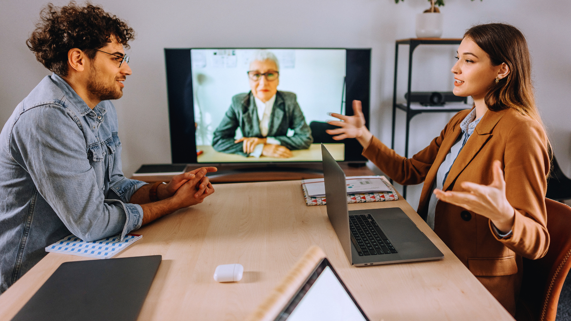 How Hybrid Work Models Are Changing IT Requirements for a Modern Workspace